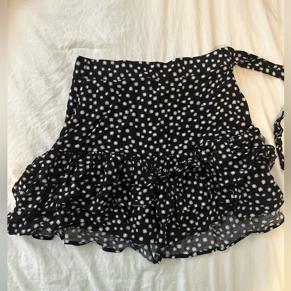 Ruffled skirt